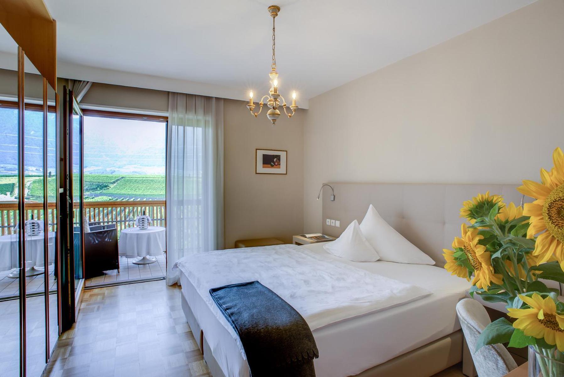 Hotel Girlanerhof Appiano Sulla Strada Del Vino Quarto foto